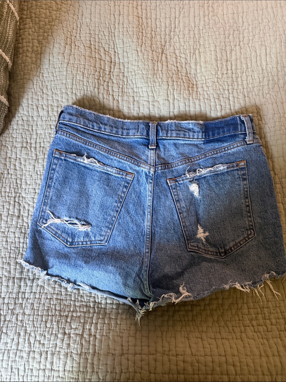 Abercrombie and Fitch Distressed High-Waist Women’s Denim Shorts - Blue - Picture 3 of 3